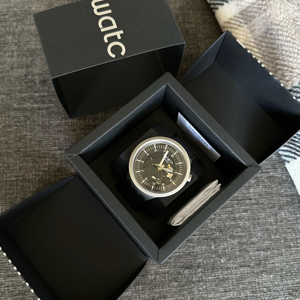 Swatch | DARK IRONY